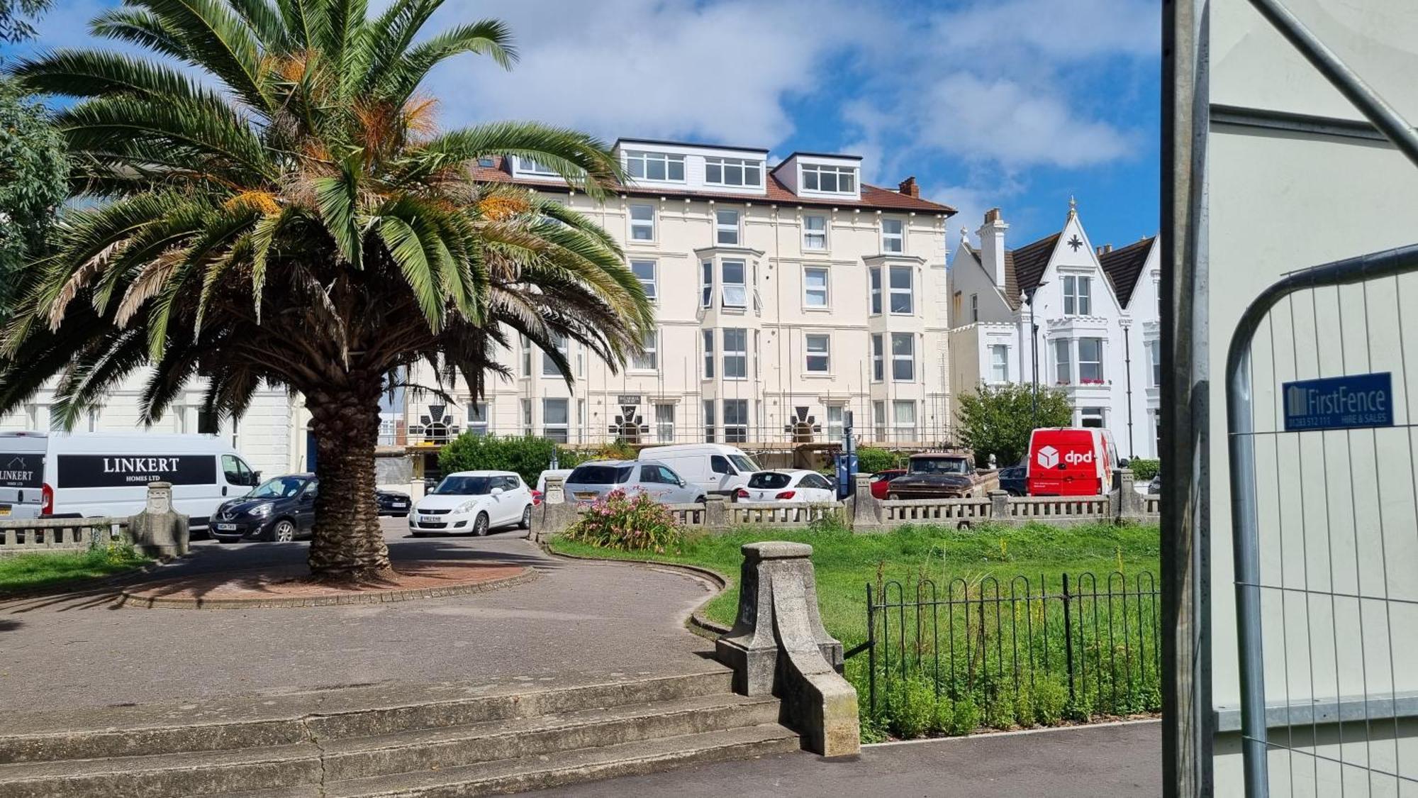 Southsea Escape - Coastal Holiday Apartment - 2 Double Bedrooms Portsmouth Esterno foto