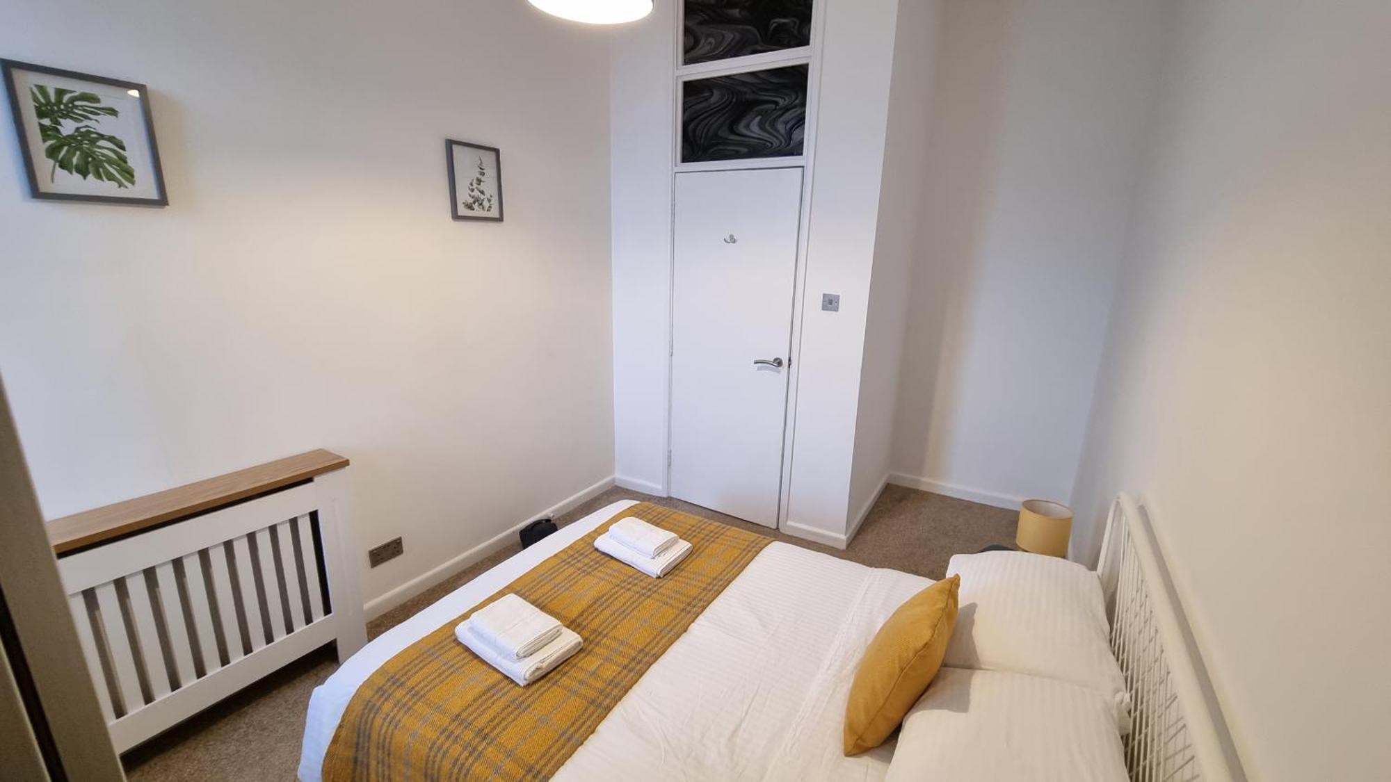 Southsea Escape - Coastal Holiday Apartment - 2 Double Bedrooms Portsmouth Esterno foto
